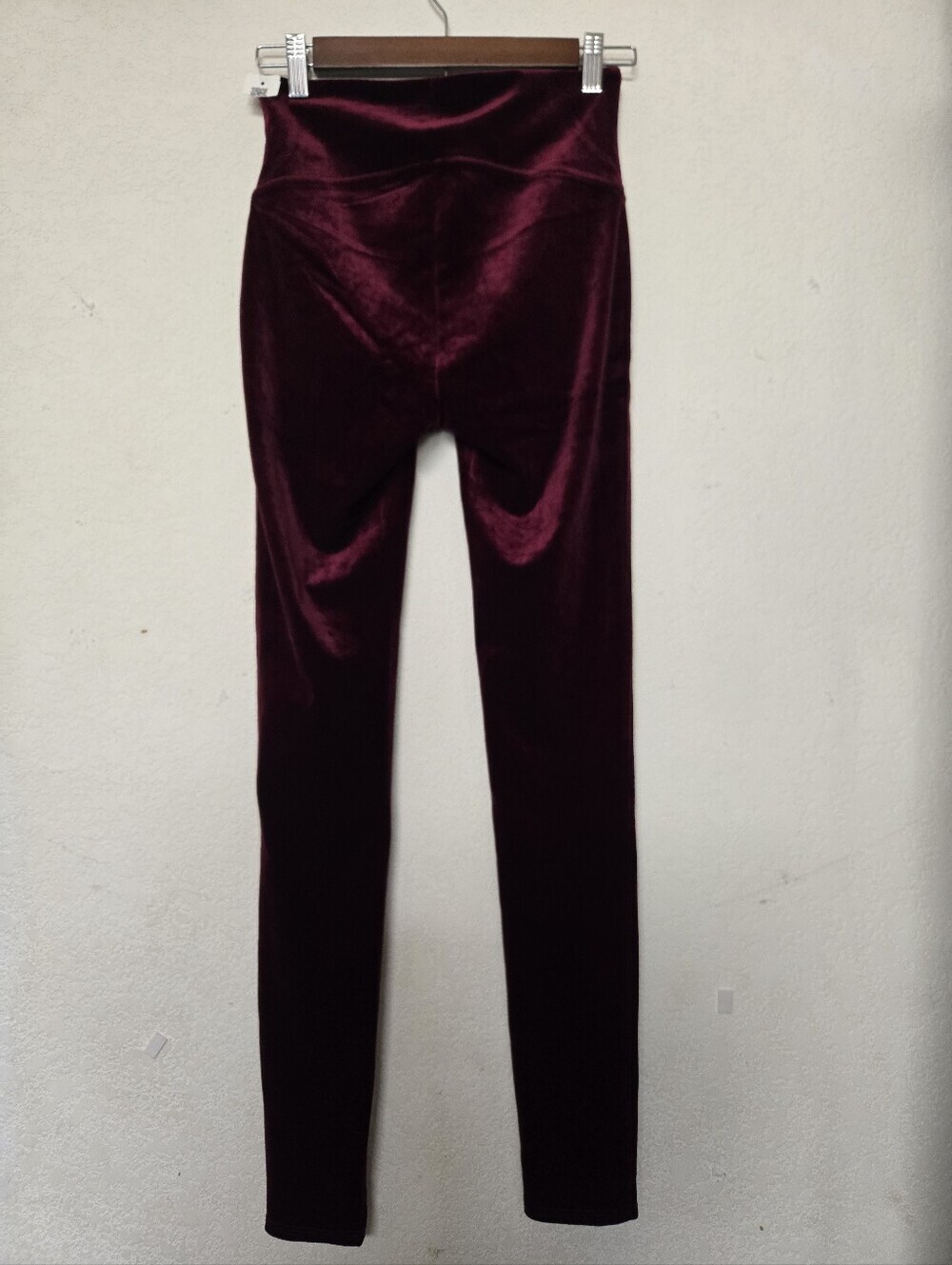 NWT SPANX High-Waist Velvet Leggings - Burgundy.Size M - Picture 4 of 7
